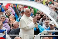 Francisco tiene deseos de visitar Argentina pero duda que sea en 2020