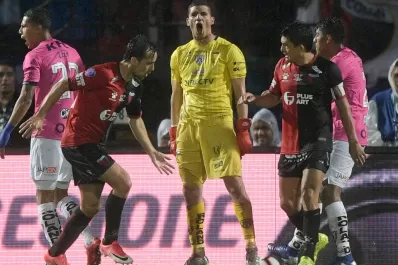 Conmebol asegura que Jorge Pinos estuvo bien incluido en Independiente del Valle