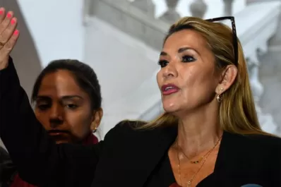 Presidenta interina de Bolivia dice que Evo Morales no podrá ser candidato en próxima elección