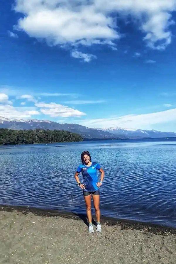 ENTRENANDO. Nieva, en un alto de su práctica en Villa La Angostura.
