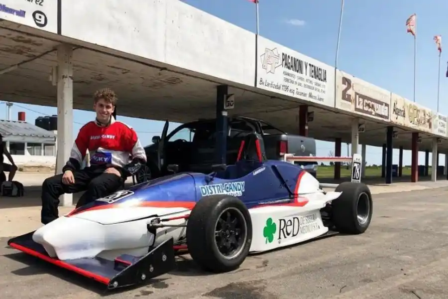 VELOZ. El Chevrolet Cruze que piloteará Olaz en Rosario.