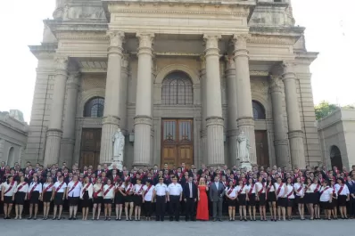 La Policía se profesionaliza con la primera camada de licenciados