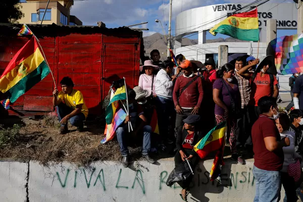 Continúan las protestas y la economía boliviana está virtualmente paralizada