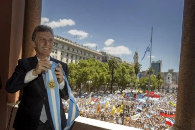 Entrega del poder: Macri quiere en la Rosada y Alberto en el Congreso