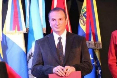 Asumen nuevas autoridades en la Universidad San Pablo T
