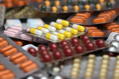 Farmacéuticos le piden al Pami que cubra medicamentos esenciales en el próximo gobierno