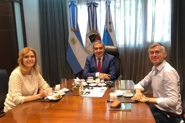 Alfaro recibió a Elías de Pérez y calentó la interna opositora