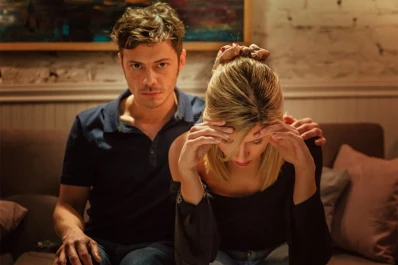 Miniserie: conflictos de pareja a raíz de la convivencia