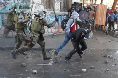 La policía chilena ya no usará balas de goma para reprimir protestas