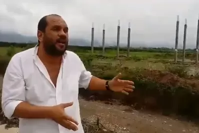 Video: clausuraron en El Manantial un country que se construía sin autorización