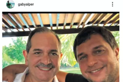 Gabriel Alperovich publicó un mensaje en apoyo al senador