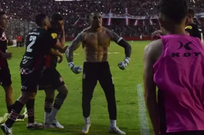 Con un increíble gol de Arce, San Martín se lo empató a Instituto en la última jugada