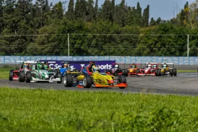 Fórmula Renault 2.0: Miglio, además de sumar experiencia, se sintió cómodo