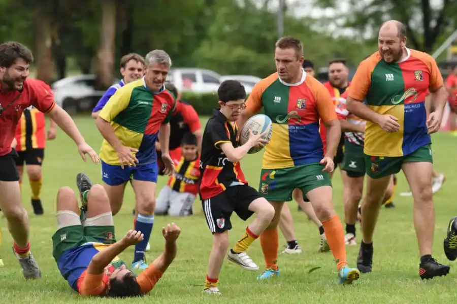 PUERTAS ABIERTAS. El programa de Cardenales es gratuito y cuenta hoy con 45 chicos, entre infantiles y juveniles/adultos. 