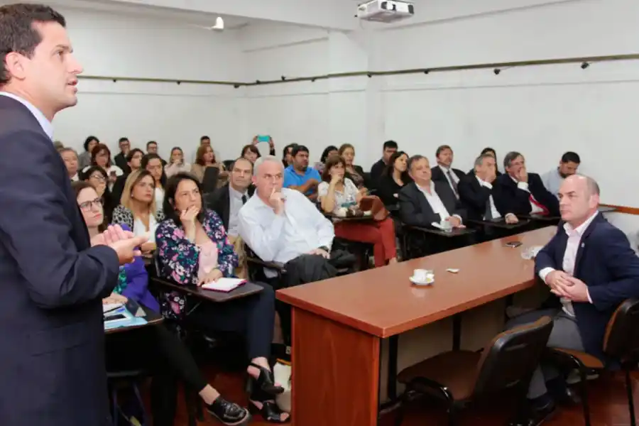 Alumnos secundarios de Yerba Buena y Trancas obtienen las mejores notas en Matemática