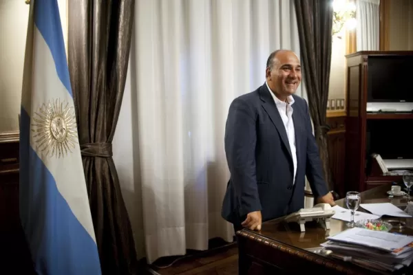 Manzur dijo que apoyarán a la sobrina de Alperovich
