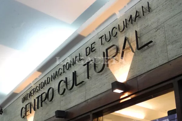 Canto coral: el coral EXUN, en el auditorio del Virla