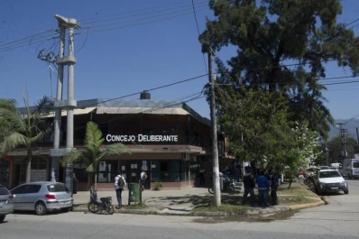 Denuncias cruzadas y tensión en el Concejo de Yerba Buena