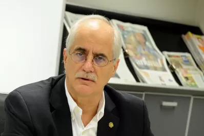 Según Taiana, la denuncia contra Alperovich es muy grave