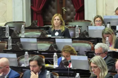 Beatriz Ávila se aleja de Cambiemos y se acerca a Monzó