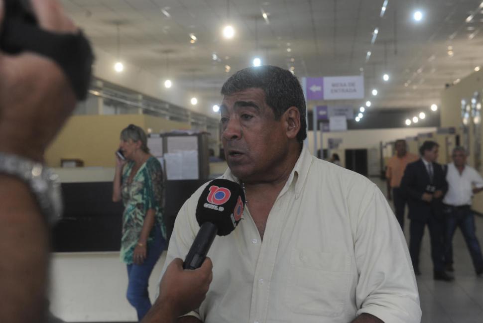 González se manifestó optimista respecto a la reunión por los 150 chofereres, pero se expresó preocupado por el pago salarial en diciembre.