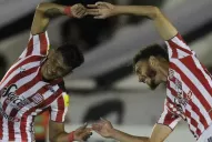 La fusión Santa para celebrar el gol de Mosca