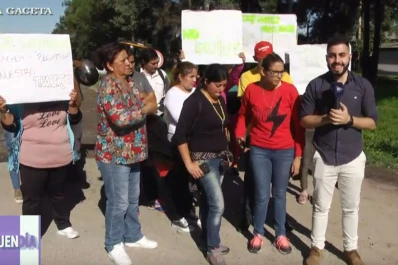 Ex municipales de Alderetes denunciaron represión tras cortar el puente Ingeniero Barros