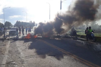 Por una protesta, llegar a Alderetes o al Aeropuerto fue una odisea