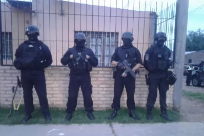 Uno por uno: quiénes son los policías detenidos en los 50 allanamientos