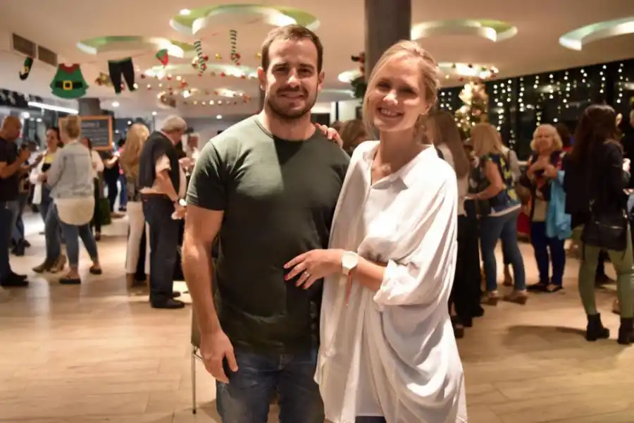 Agustina Benejam, conductora de Show On, junto a su pareja Benjamín Sánchez.