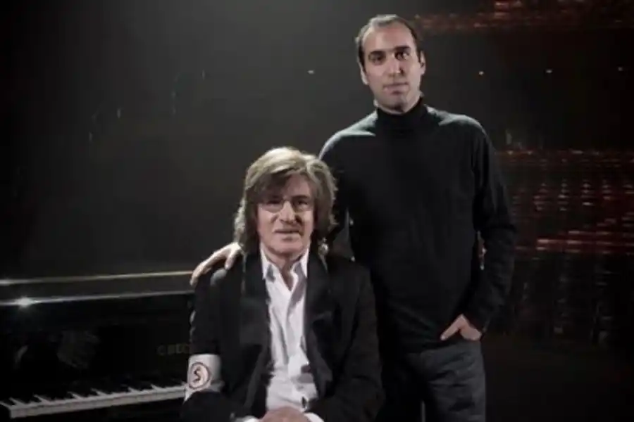 Szereszevsky junto a Charly García