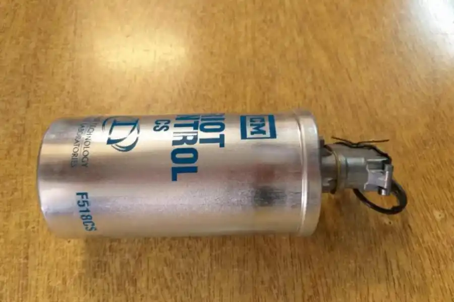 ALARMA. Una de las granadas secuestradas que generó temor en Tribunales.