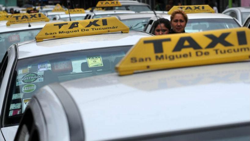 Tras la suba del boleto, ahora los dueños de taxis reclaman una tarifa nocturna