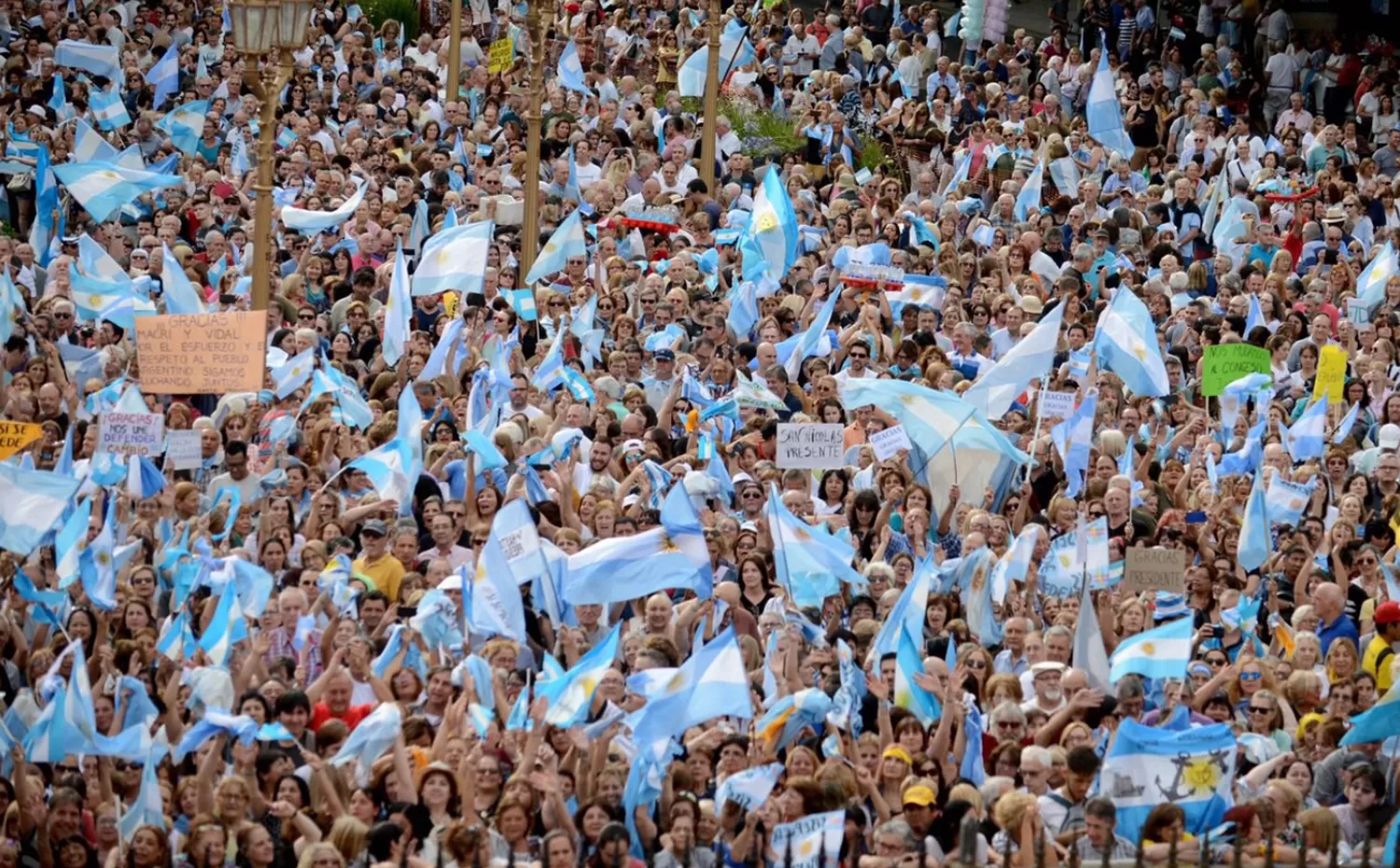 Macri se despidió de los argentinos desde Plaza de Mayo y dijo que va a ser una “oposición constructiva”