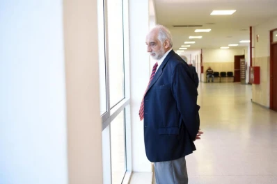 Lebbos dilata el juicio de un ex fiscal, según una jueza