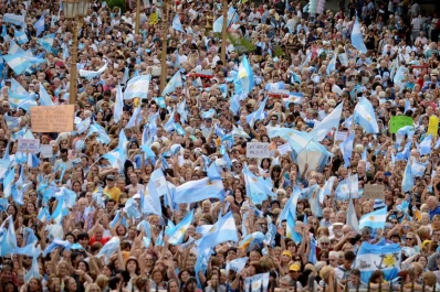 Macri se despidió de los argentinos desde Plaza de Mayo y dijo que va a ser una “oposición constructiva”