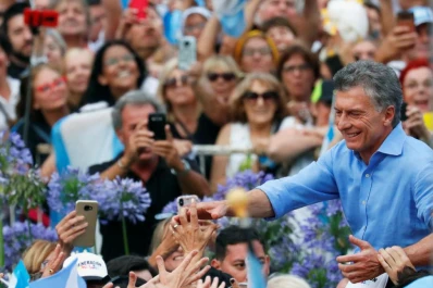 Macri, en su despedida: cuidemos a nuestra Argentina para que no la roben y no la estafen