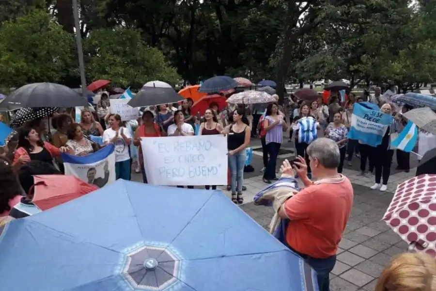 En Tucumán también hubo una concentración macrista.
