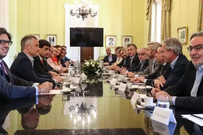 Es un lunes muy especial, dijo Macri luego de la última reunión de gabinete en la Casa Rosada