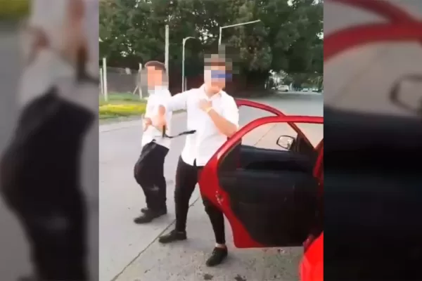 Antes del violento choque en la Belgrano, los jóvenes que iban en el auto filmaron un video