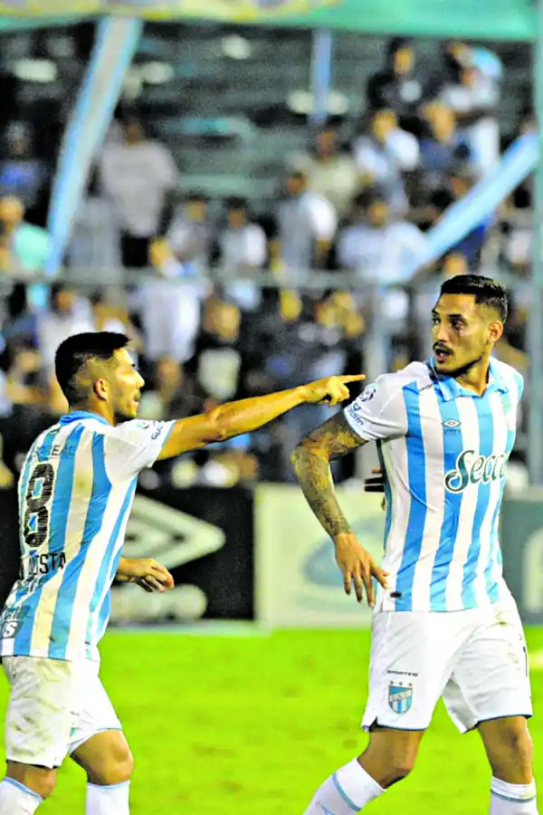 Zielinski a Cabral, tras el escándalo: mirame a mí... ¡que no te den más fechas!