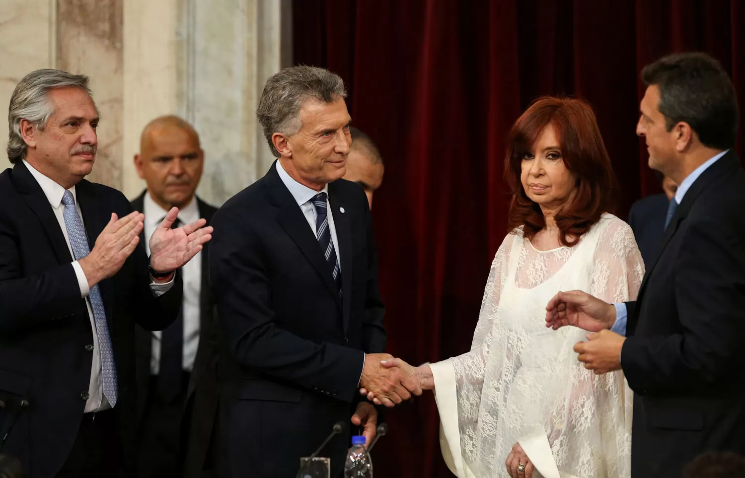 Sondeo LA GACETA: ¿qué opinás del saludo de Cristina a Macri?