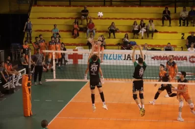 Otra derrota de Monteros Voley