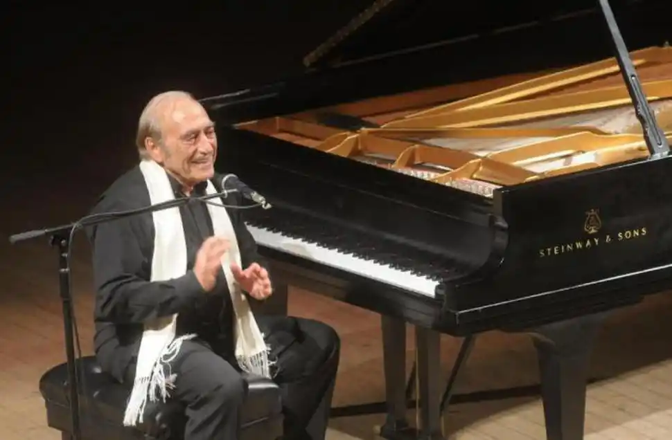 RECUERDOS DE INFANCIA. Miguel Ängel Estrella era primo de la actriz.   la gaceta / foto de inés quinteros orio 