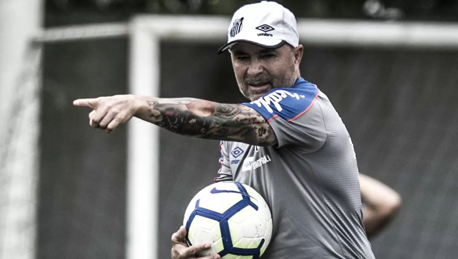 Jorge Sampaoli suma otra salida polémica en su carrera como técnico. (FOTO TOMADA DE TWITTER @SantosFC)