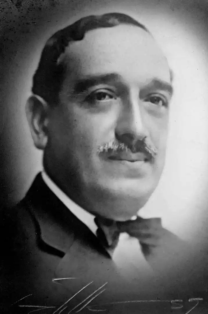 VISIÓN DE FUTURO. Nicanor Posse, una gran impulsor de la aviación.