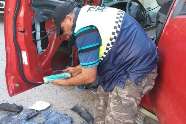 Habrían ofrecido $4 millones para pasar 15 kilos de droga
