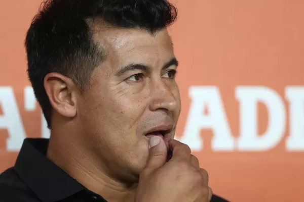 Jorge Almirón está cerca de Colón y sería el reemplazante de Pablo Lavallén