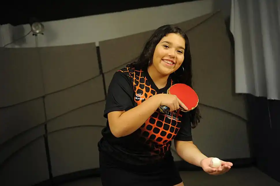  TENIS DE MESA. Katrina Valentina Monteros.