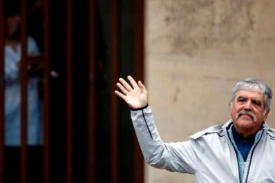 De vuelta a casa: De Vido y Baratta salieron de la cárcel tras el fallo de Casación